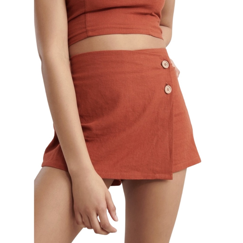 NWT Garage Linen Skort in Picante